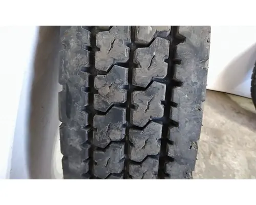 YOKOHAMA 11R24.5 TIRE