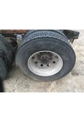 YOKOHAMA 11R24.5 TIRE