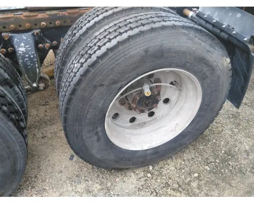 YOKOHAMA 11R24.5 TIRE