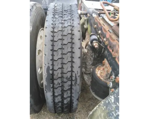 YOKOHAMA 11R24.5 TIRE