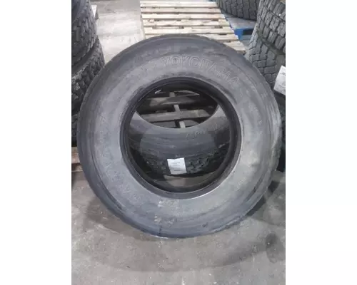YOKOHAMA 11R24.5 TIRE