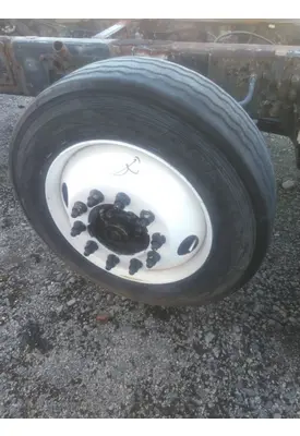 YOKOHAMA 255/70R22.5 TIRE