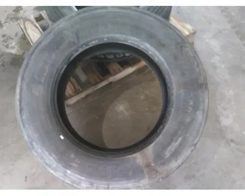 YOKOHAMA 285/75R24.5 TIRE