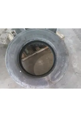 YOKOHAMA 285/75R24.5 TIRE