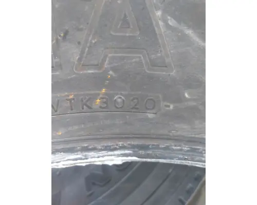 YOKOHAMA 285/75R24.5 TIRE