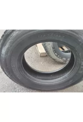 YOKOHAMA 295/75R22.5 TIRE