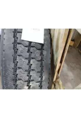 YOKOHAMA 295/75R22.5 TIRE