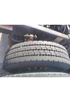YOKOHAMA 295/75R22.5 TIRE