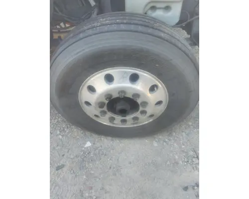 YOKOHAMA 295/75R22.5 TIRE