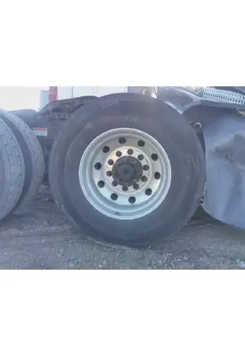 YOKOHAMA 295/75R22.5 TIRE