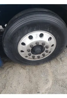 YOKOHAMA 295/75R22.5 TIRE