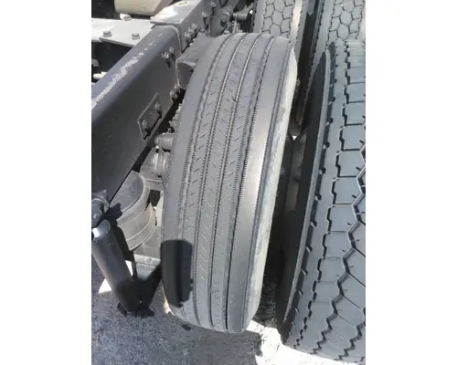 YOKOHAMA 295/75R22.5 TIRE