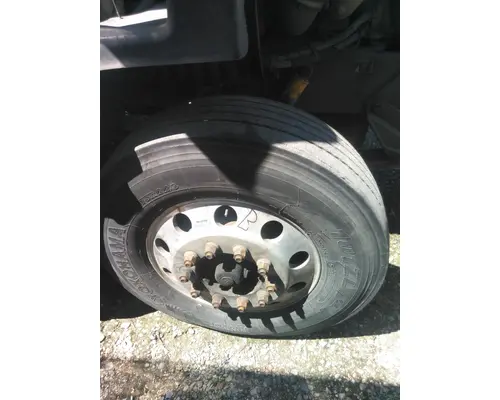 YOKOHAMA 295/75R22.5 TIRE