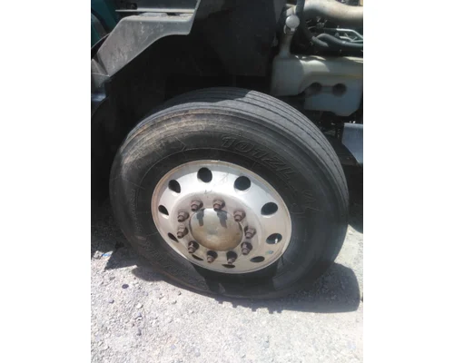 YOKOHAMA 295/75R22.5 TIRE