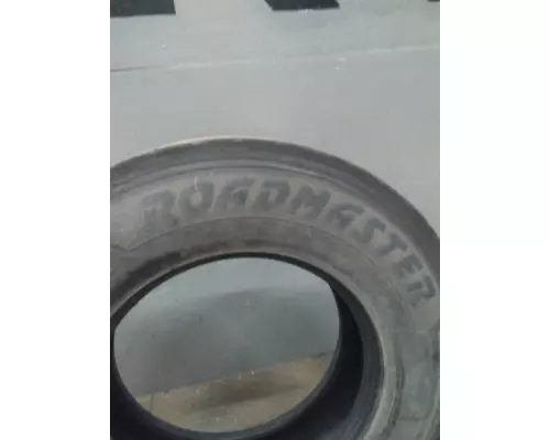 YOKOHAMA 295/75R22.5 TIRE