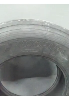 YOKOHAMA 295/75R22.5 TIRE