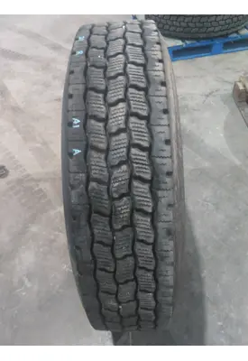 YOKOHAMA 295/75R22.5 TIRE