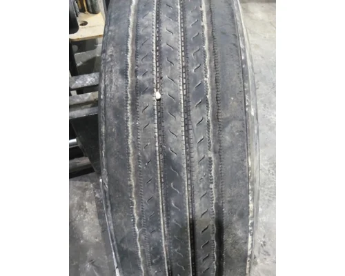 YOKOHAMA 295/75R22.5 TIRE