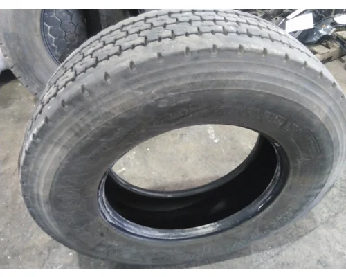YOKOHAMA 295/75R22.5 TIRE