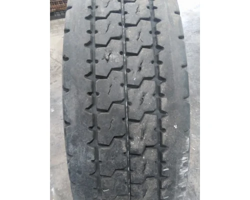 YOKOHAMA 295/75R22.5 TIRE