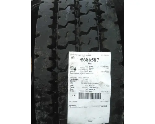YOKOHAMA 295/75R22.5 TIRE