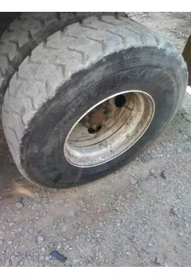 YOKOHAMA 315/80R22.5 TIRE