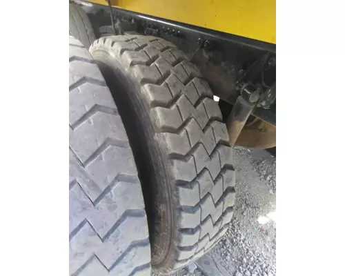 YOKOHAMA 315/80R22.5 TIRE