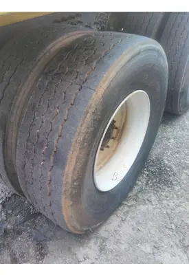 YOKOHAMA 315/80R22.5 TIRE