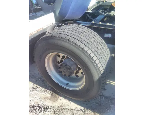 YOKOHAMA 445/50R22.5 TIRE