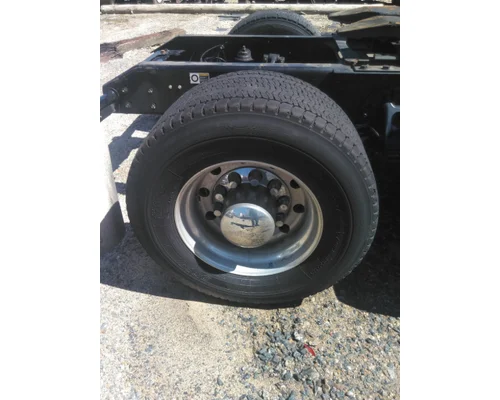 YOKOHAMA 445/50R22.5 TIRE