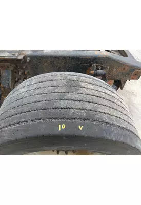 YOKOHAMA 445/50R22.5 TIRE
