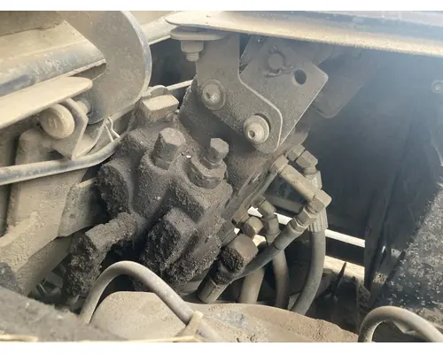 Yale GLC040AFNUAE082 Equip Hydraulic Valve