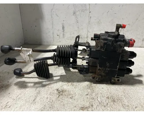 Yale GLC040AFNUAE082 Equip Hydraulic Valve
