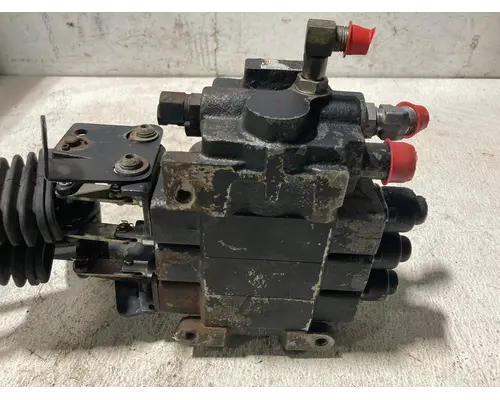 Yale GLC040AFNUAE082 Equip Hydraulic Valve