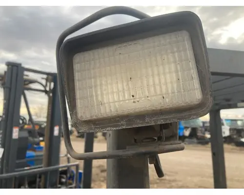 Yale GLC040AFNUAE082 Equip Lighting Misc.