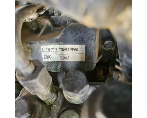 Yanmar 3TNV88 Engine Assembly