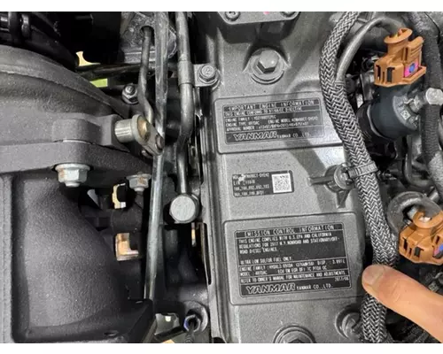 Yanmar 4TNV86CT Engine Assembly