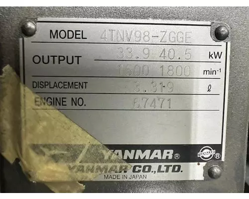Yanmar 4TNV98-ZGGE Engine Assembly