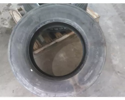 Tires YOKOHAMA 285/75R24.5 LKQ Thompson Motors - Wykoff
