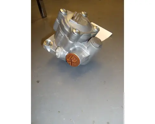 ZF 767 SERIES POWER STEERING PUMP
