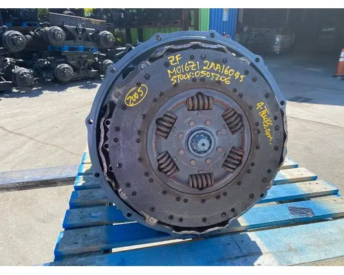 ZF M016Z12AA16045 Transmission Assembly