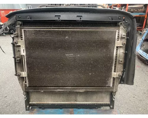 freightlinher CASCADIA Radiator