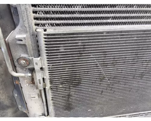 freightlinher cascadia Radiator