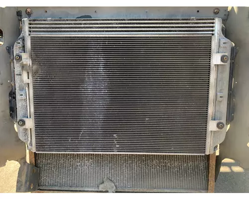 freightlinher cascadia Radiator