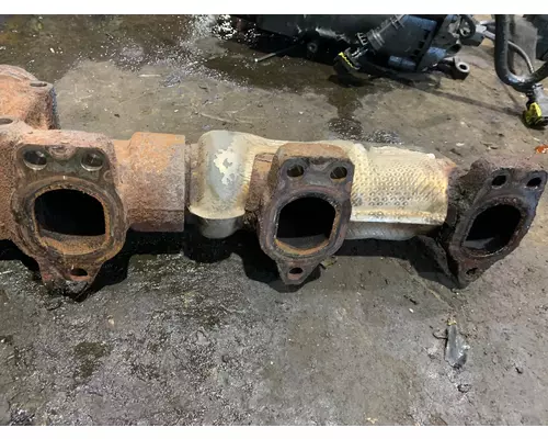 paccar MX13 Exhaust Manifold