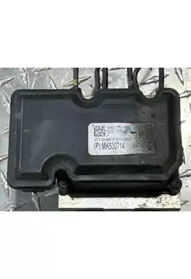  Mitsubishi ECM (Brake & ABS)