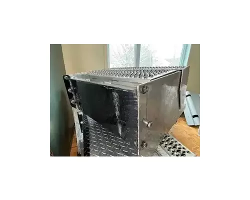  Peterbilt Tool Box
