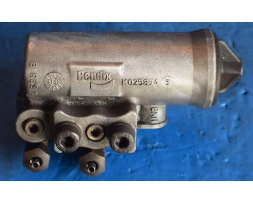 Bendix K025884 Air Compressor OEM# K025894 / 025894 in Rensselaer, IN $19.99 #10342