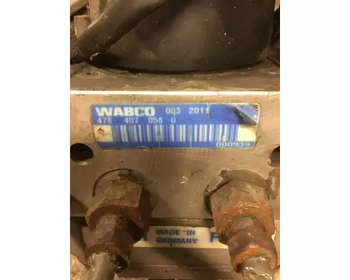   BRAKE CONTROL MODULE (ABS)