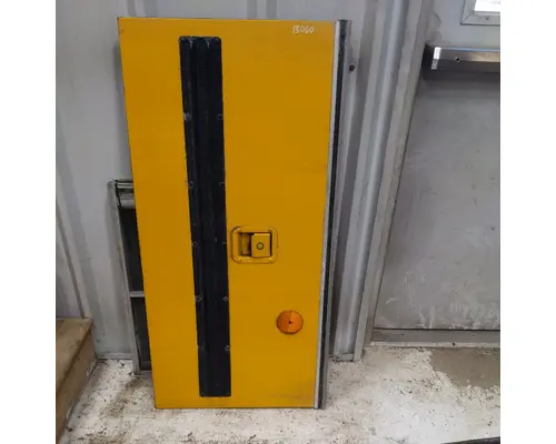   LuggageStorage Door